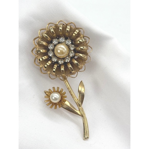 Jewelry - Vintage Gold Tone Flower Brooch Faux Pearl Rhinestone Double Bloom Floral Pin